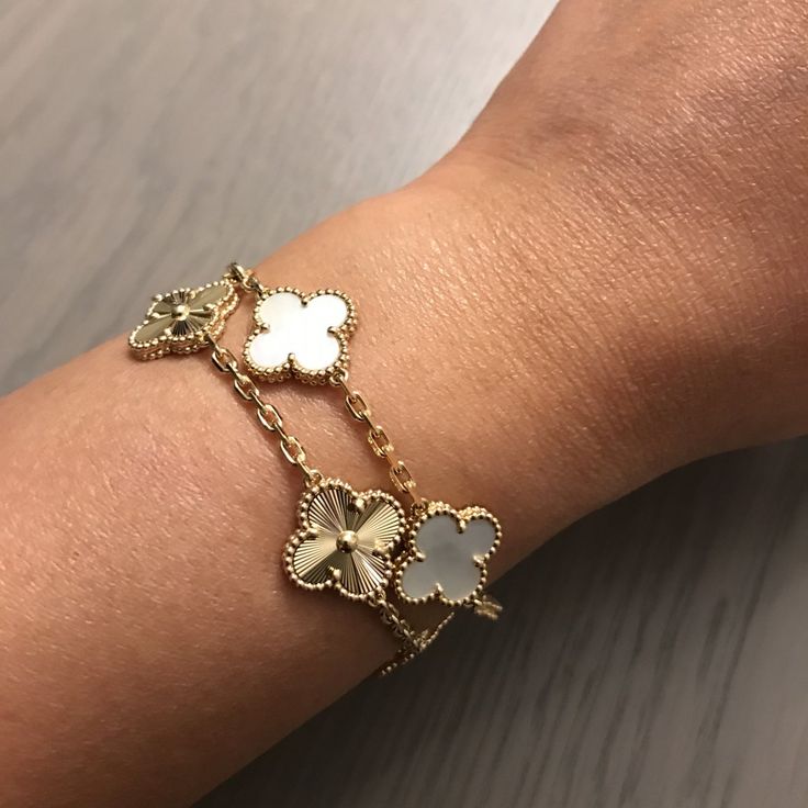 Trinity Bracelet White
